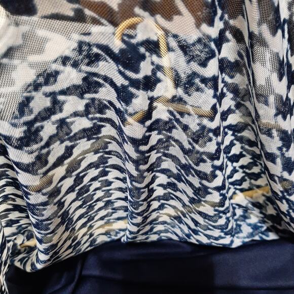 Lane Bryant Navy and Cream Design Dress l Size: 18/20 - Picture 7 of 13